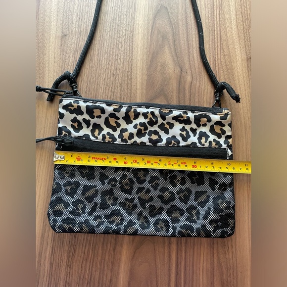 Converse musette - Picture 4 of 6